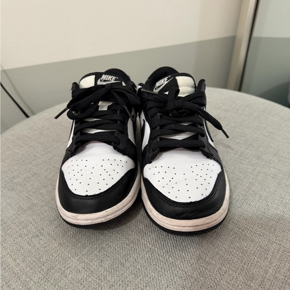 Nike Women’s Panda Dunks - Picture 3 of 7